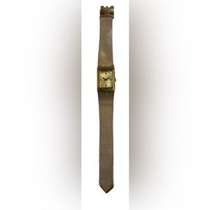 Vintage ladies watch Timex electric gold toned stainless steel